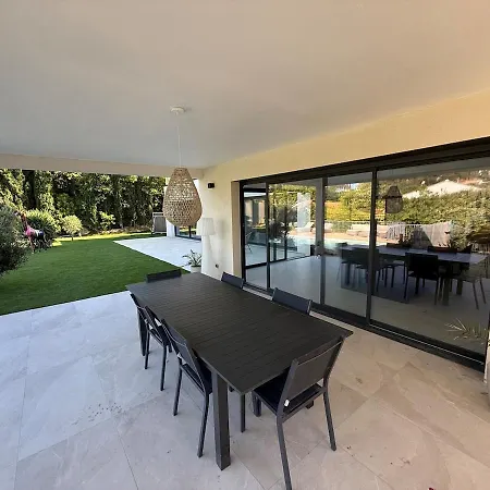 D Exception Villa *